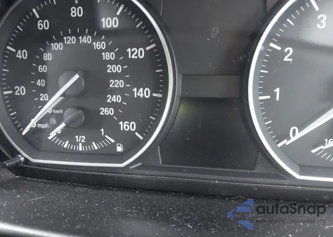 2011 BMW 135I из США, поврежденный, VIN WBAUN7C50BVM25336